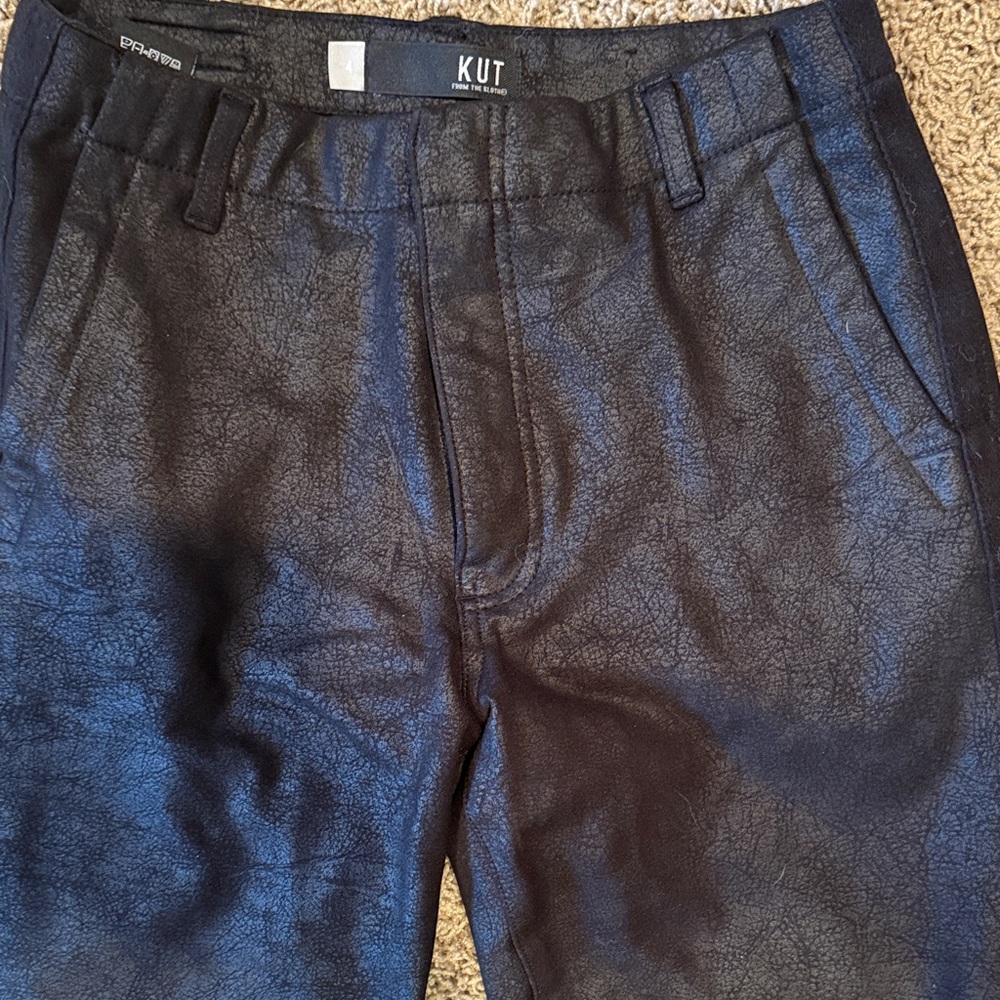 Kut from the Kloth Black Cropped Pants